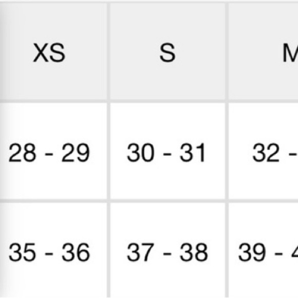 OLD NAVY Flannel Pajama Set Color: Black Buffalo SIZE Large - Picture 5 of 5